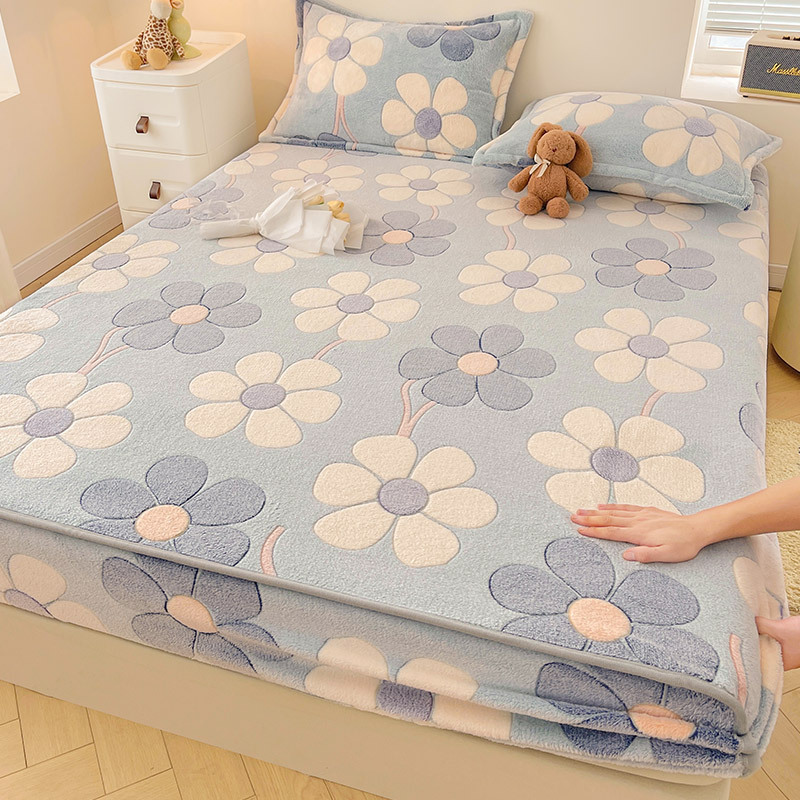 Jesienno-zimowy pluszowy kompl – Home Of Textiles recenzja i cena